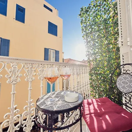 Le Magnolia 3* Calvi (Corsica)