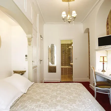 Le Magnolia 3* Calvi (Corsica)