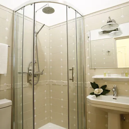 Le Magnolia Hotel Calvi (Corsica)