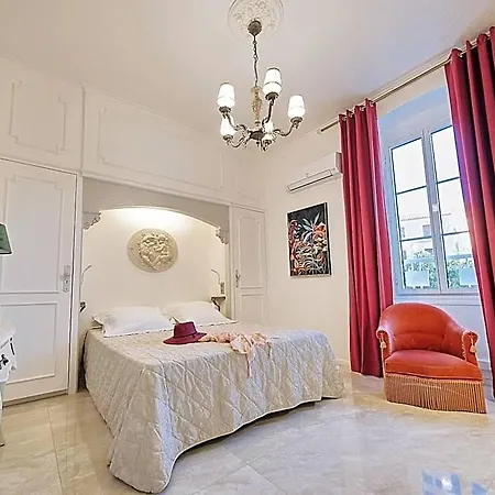 Le Magnolia Hotel Calvi (Corsica)