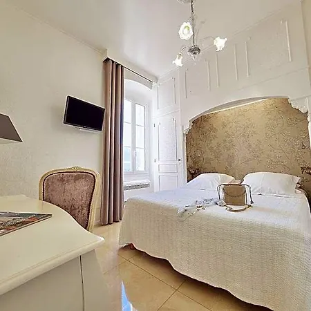 Le Magnolia Hotel Calvi (Corsica)