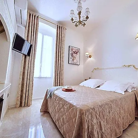 Le Magnolia Hotel Calvi (Corsica)