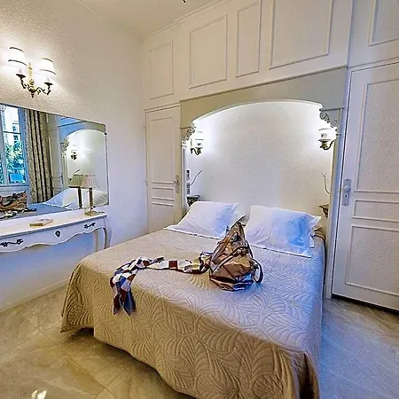 Le Magnolia Hotel