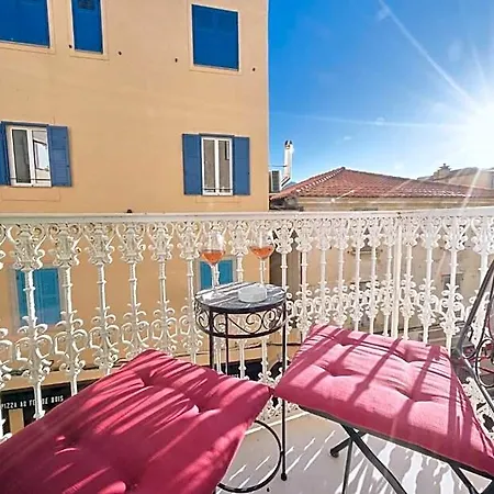 Le Magnolia Hotel