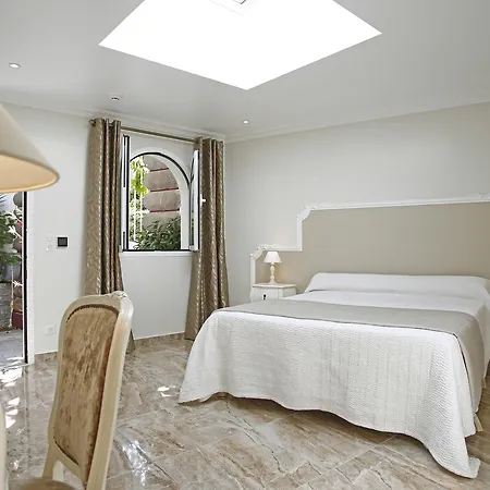 Le Magnolia Calvi (Corsica)