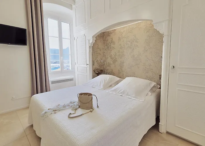 Hotel Le Magnolia Calvi (Corsica)