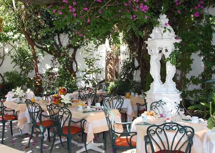 Le Magnolia Hotel Calvi (Corsica)