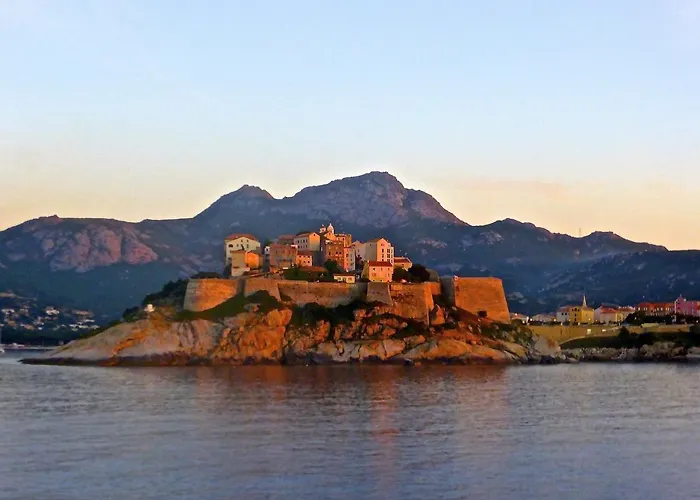 Le Magnolia 3* Calvi (Corsica)