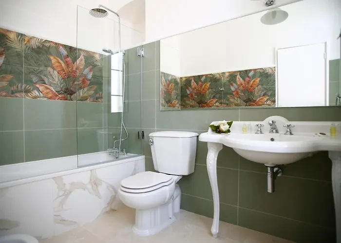 Le Magnolia Calvi (Corsica)